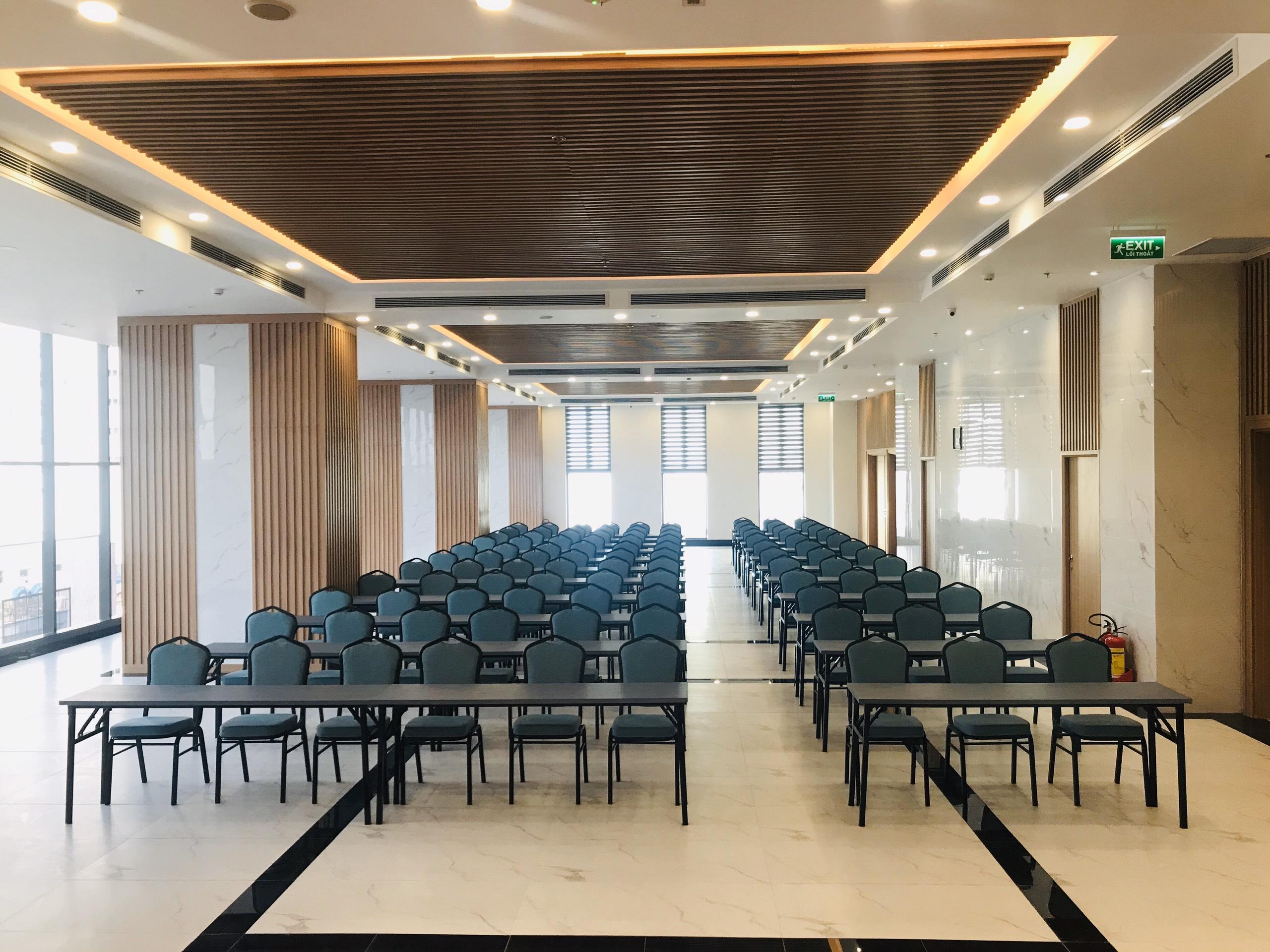 Virgo Hotel Να Τρανγκ Εξωτερικό φωτογραφία The 2019 conference venue