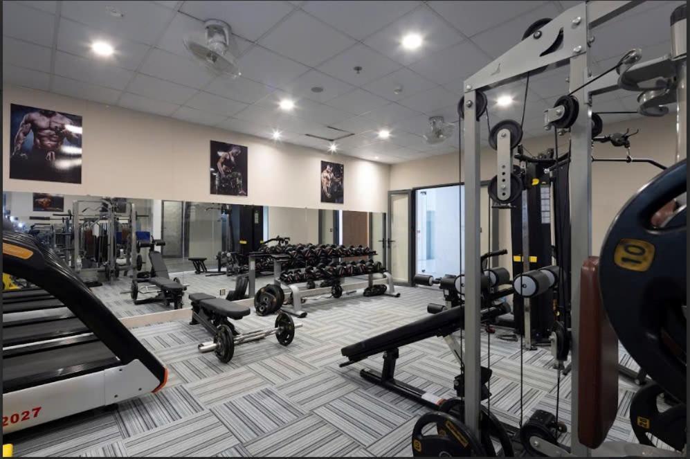 Virgo Hotel Να Τρανγκ Εξωτερικό φωτογραφία The gym at the hotel