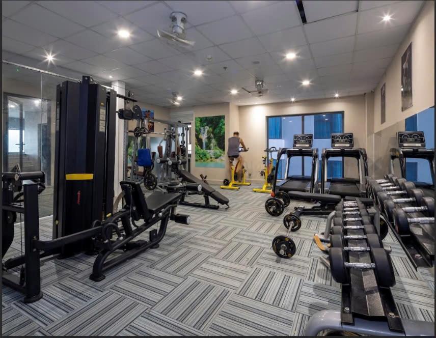 Virgo Hotel Να Τρανγκ Εξωτερικό φωτογραφία The gym at the hotel